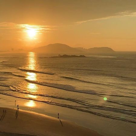 Apto Guaruja De Frente Para O Mar - Praia Asturias Ngoại thất bức ảnh